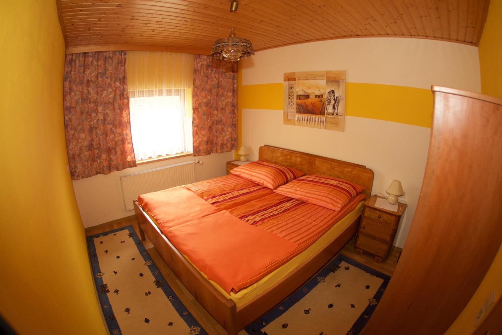 Haus Stoeffler Apartman Reisach Kültér fotó