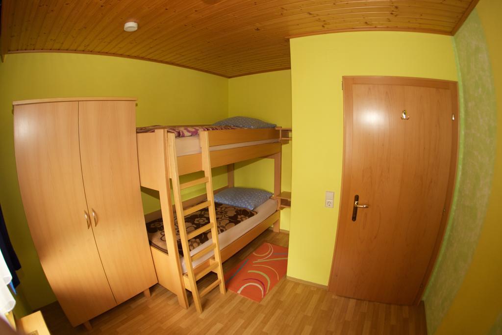 Haus Stoeffler Apartman Reisach Szoba fotó
